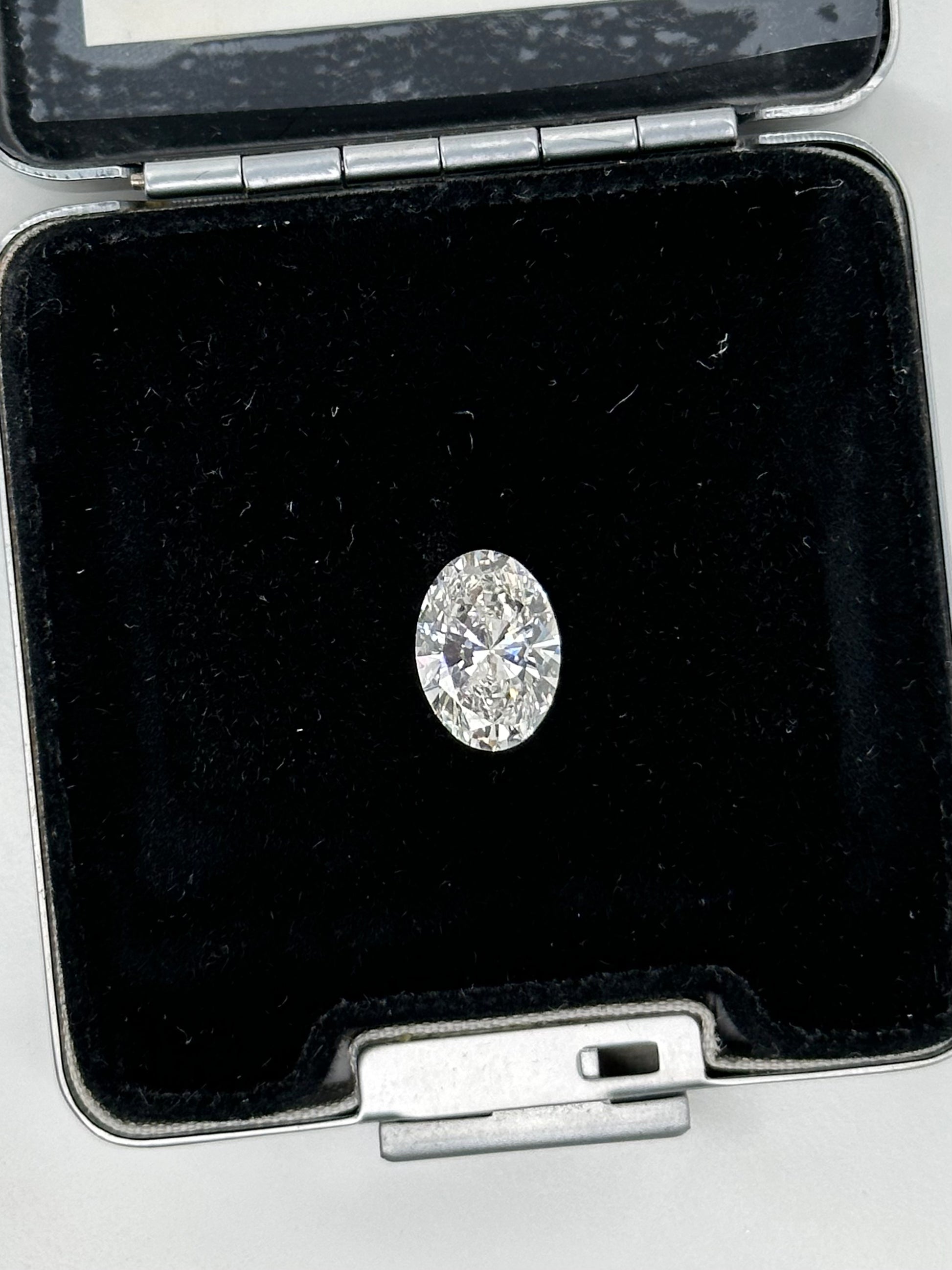 IGI 3.03CT Oval LAB Diamond