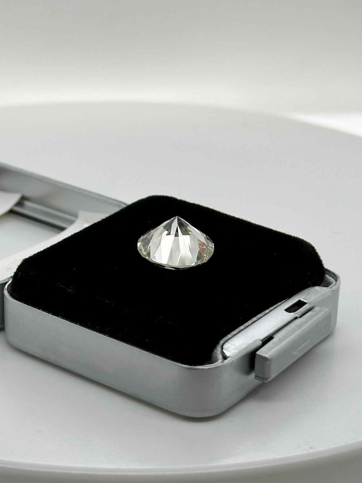 EGL 5.98CT Round Diamond