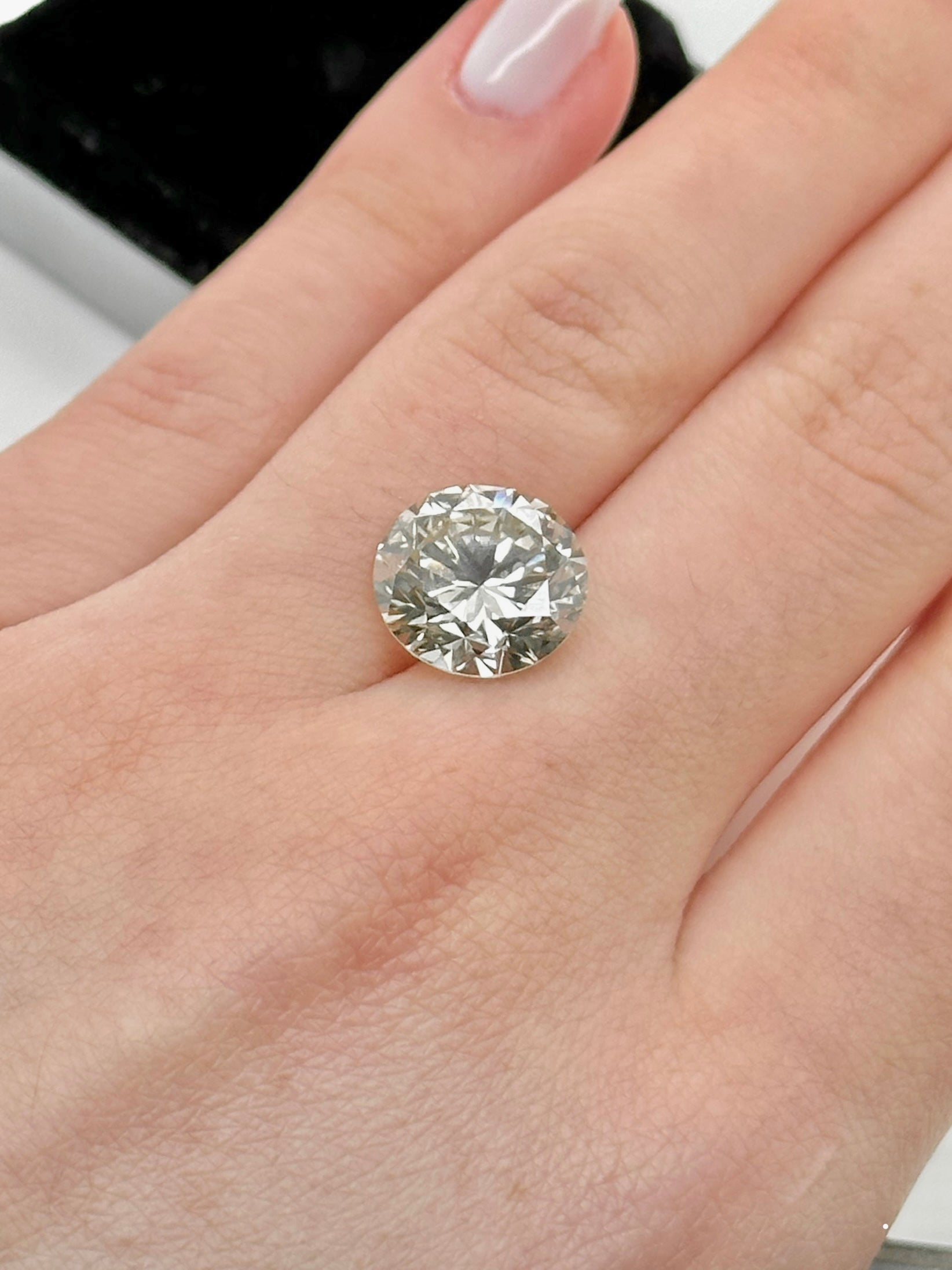 EGL 5.98CT Round Diamond