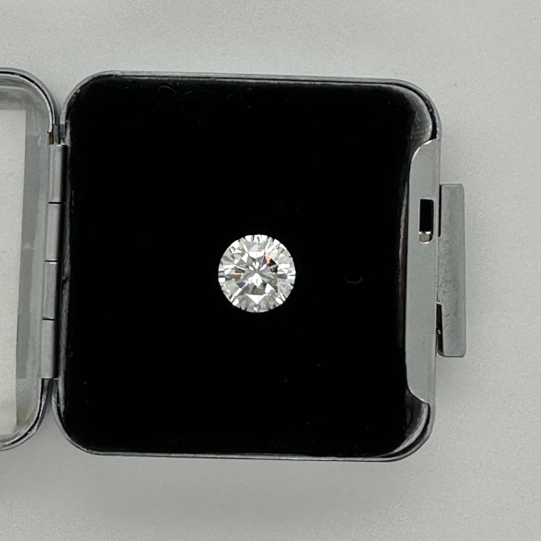 GIA 1.64CT Round Diamond