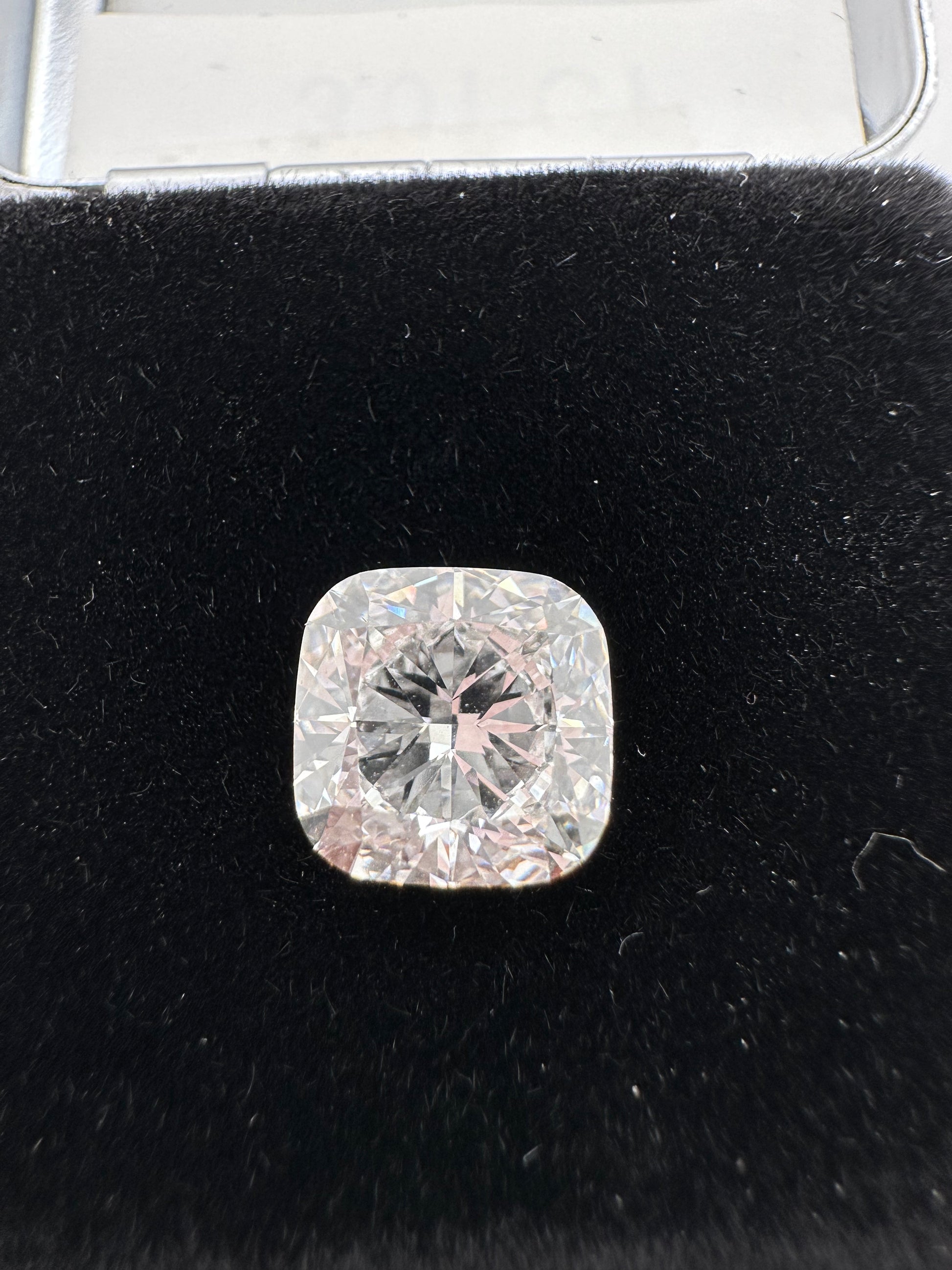 IGI 3.01CT Cushion LAB Diamond