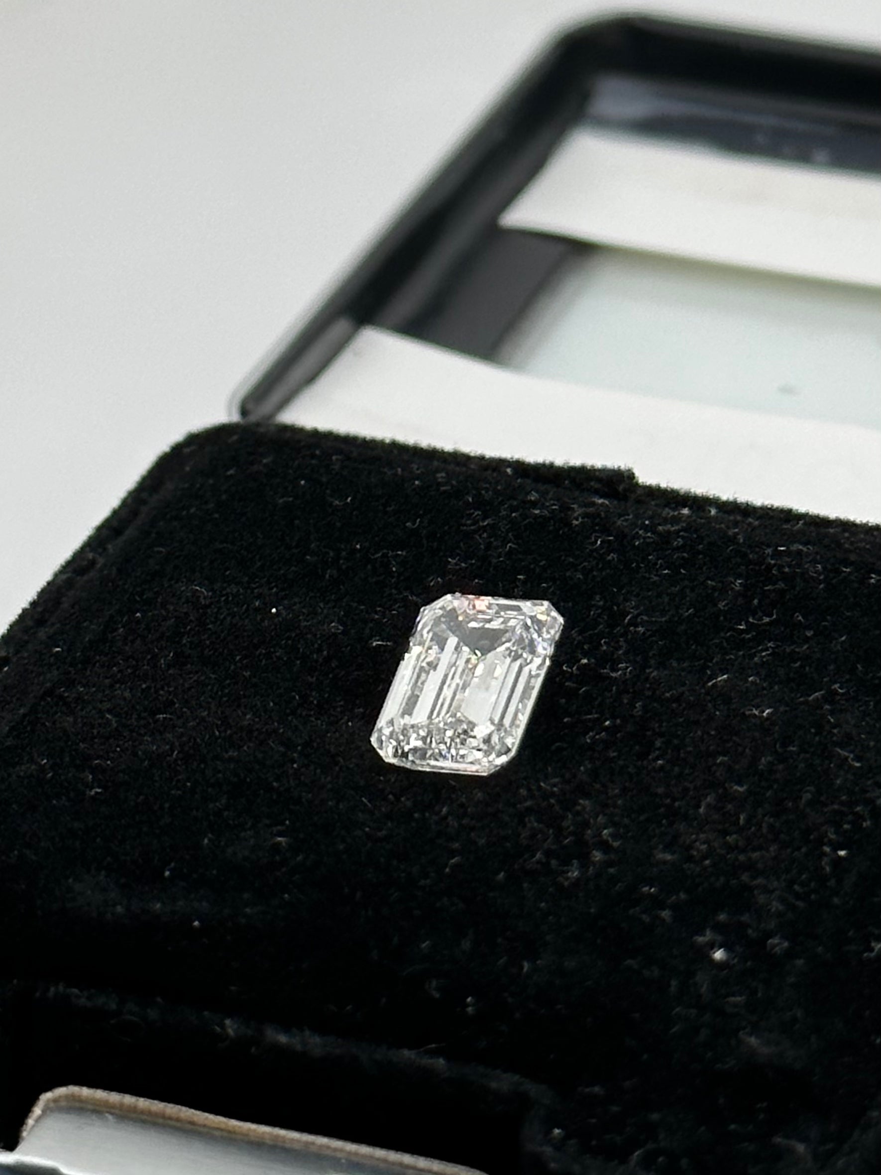 GIA 3.10CT Emerald LAB Diamond