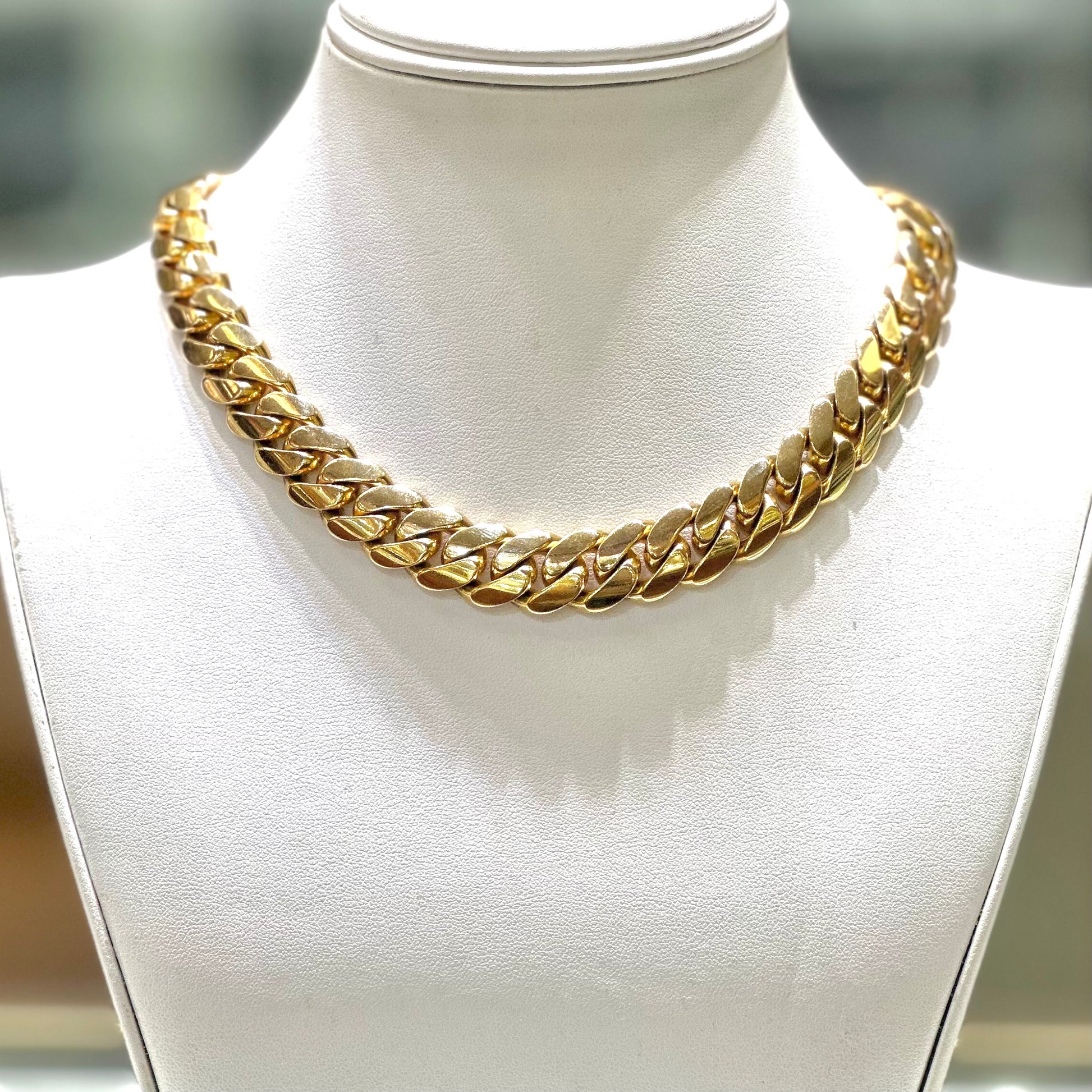 10K Yellow Gold Cuban Link Chain 14mm