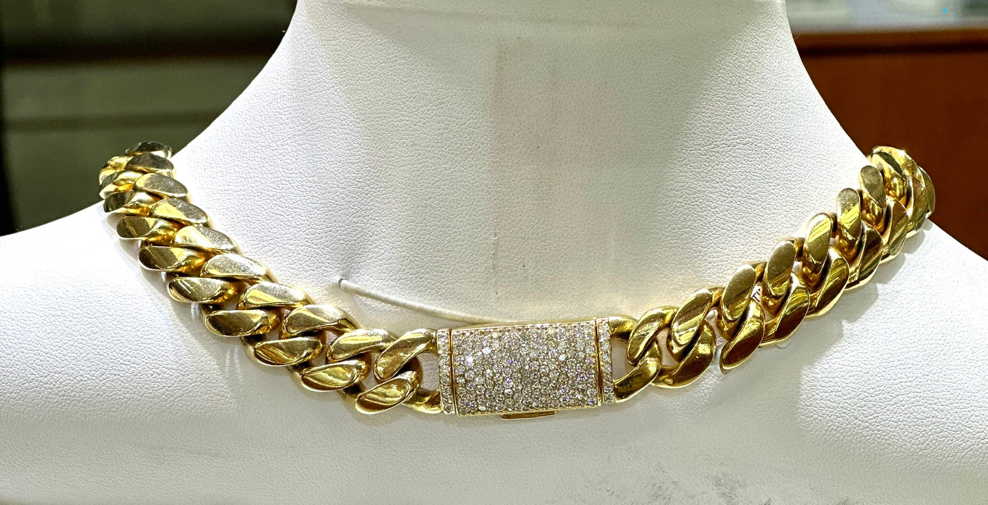 10K Yellow Gold Cuban Link Chain 14mm