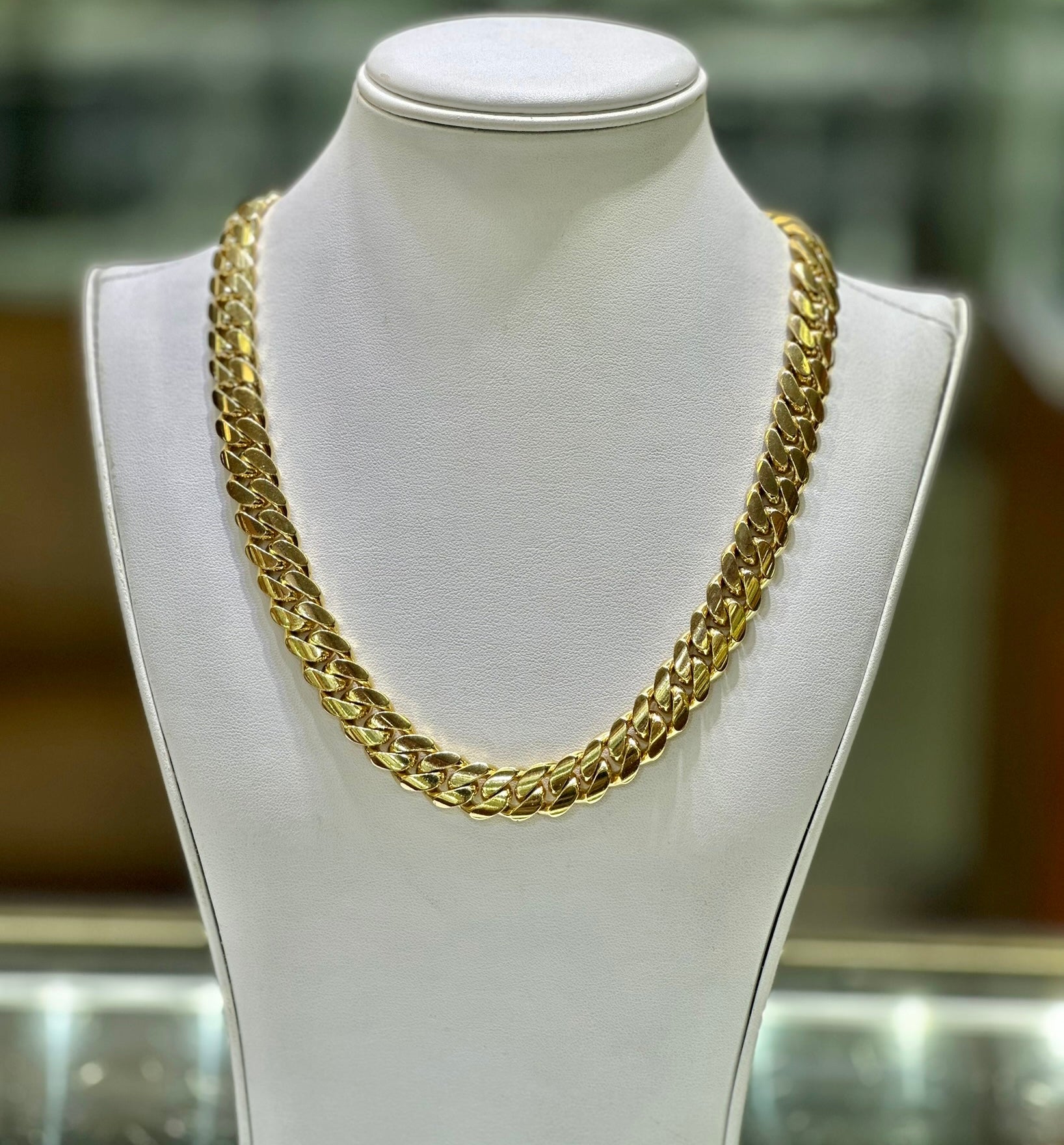 10K Yellow Gold Cuban Link Chain 12mm