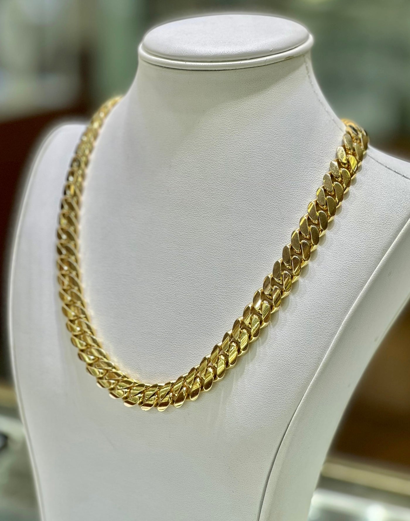 10K Yellow Gold Cuban Link Chain 12mm