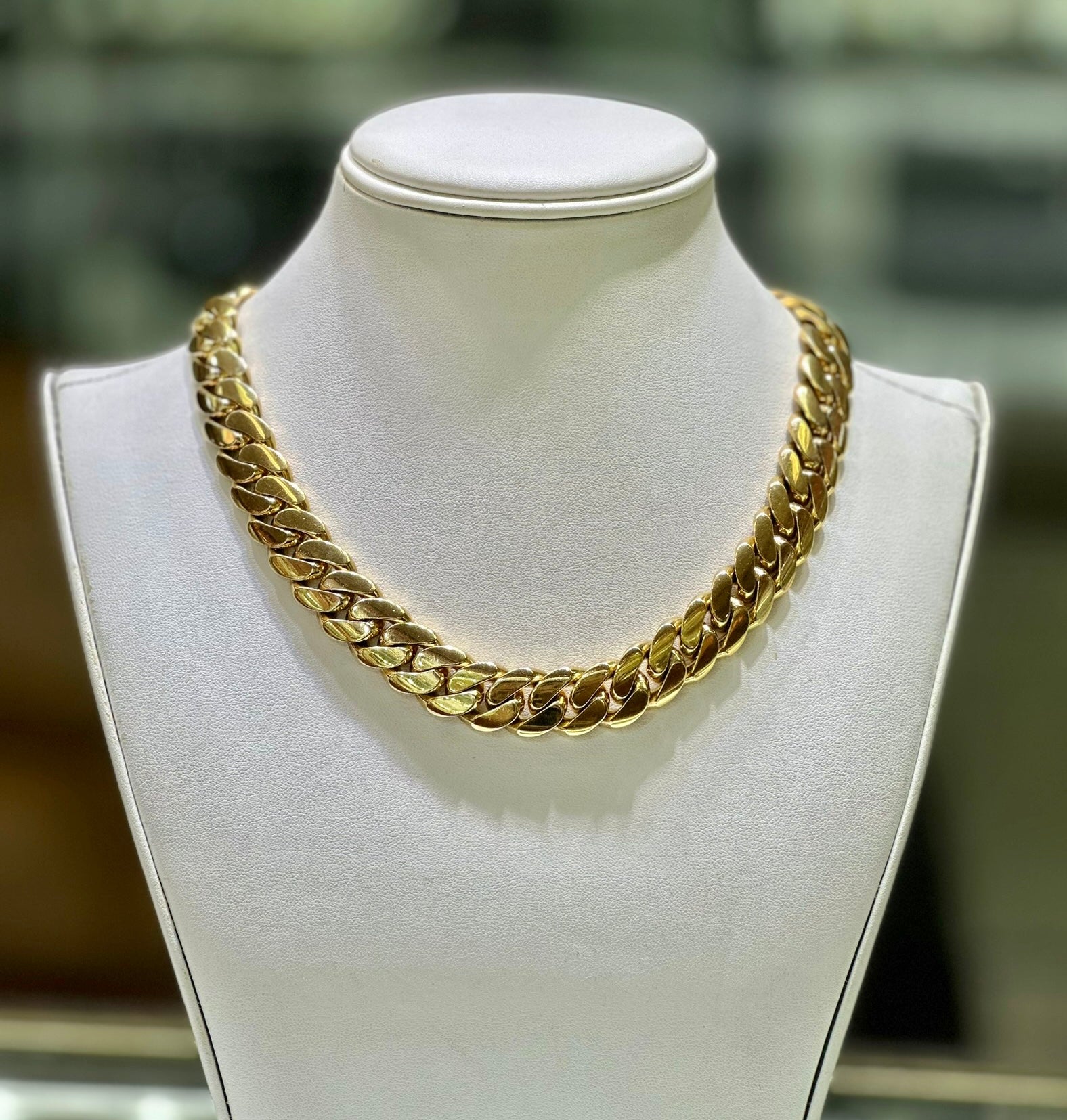 10K Yellow Gold Cuban Link Chain 16mm