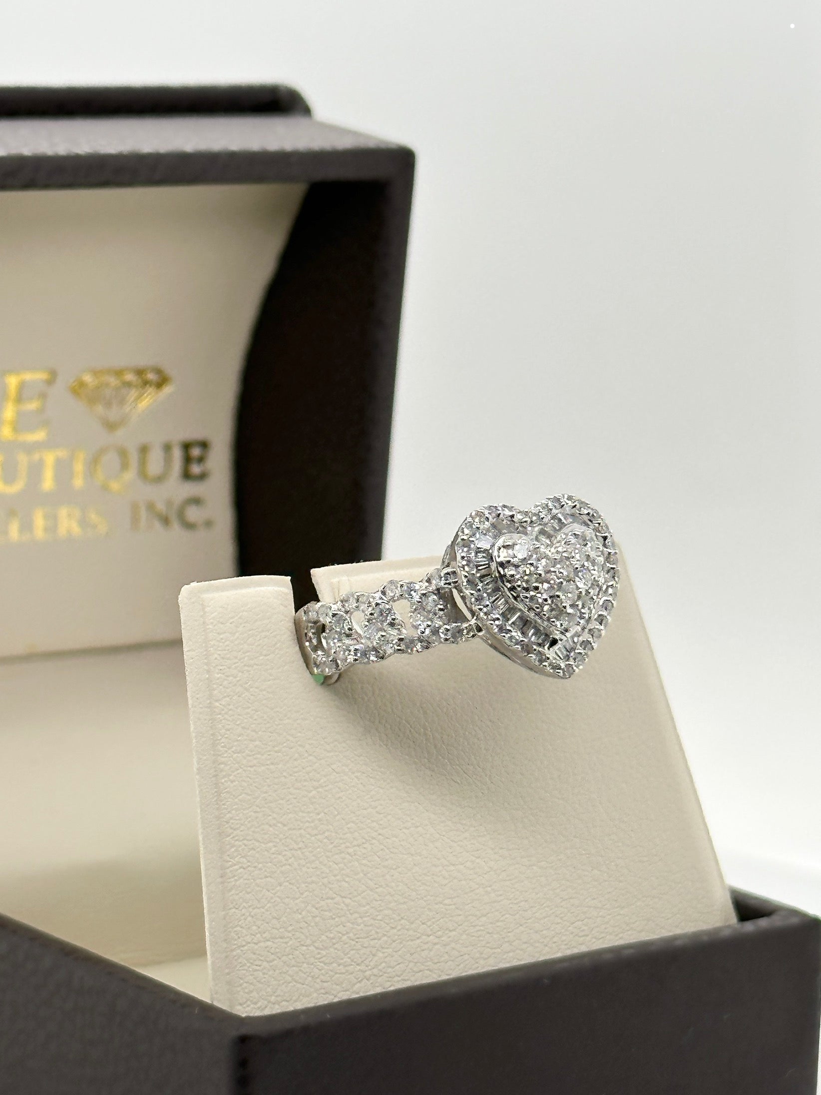 1.00CT Diamond Heart 10K Ring