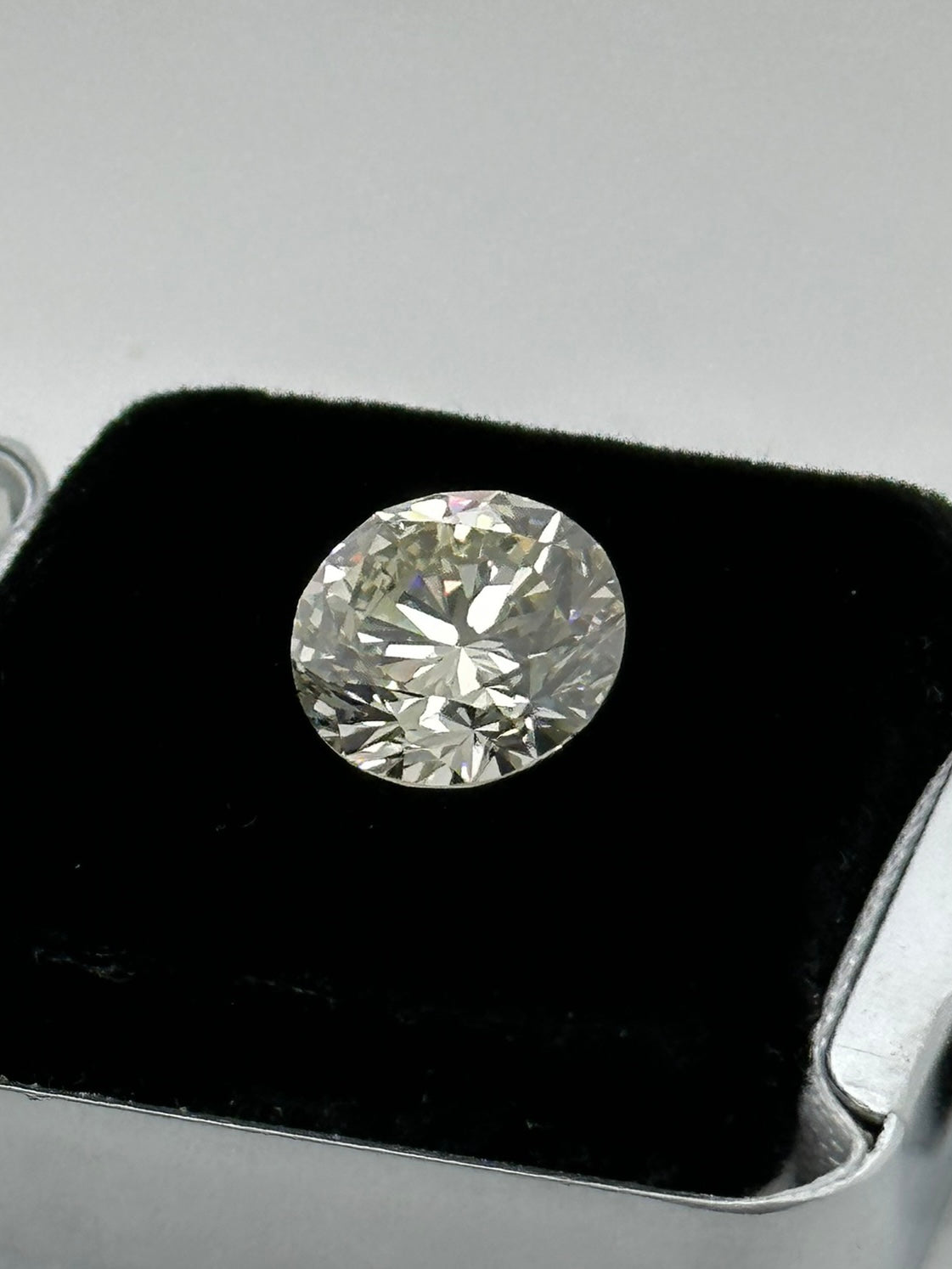 EGL 5.98CT Round Diamond